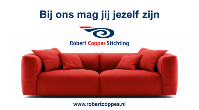 rode bank met tekst bij ons mag jij jezelf zijn